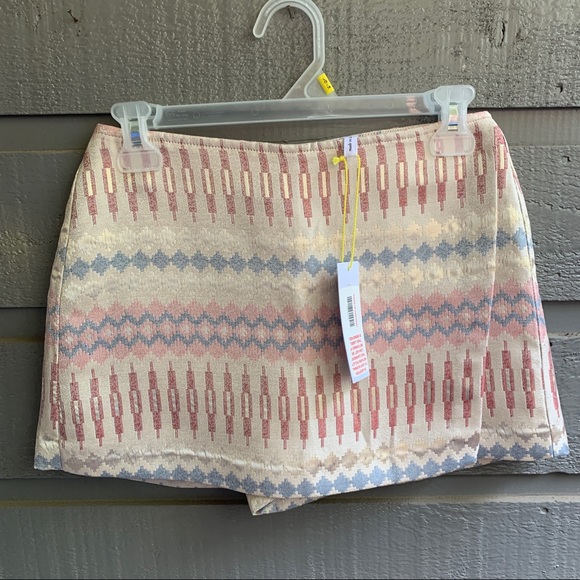 NWT BCBGeneration Southwest Mini Skirt 4 - Picture 5 of 7